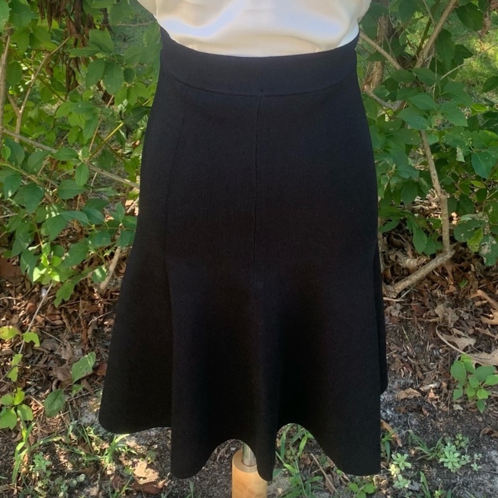 MM.LaFleur Black A-Line Flared Skirt
